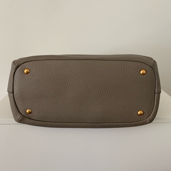 Prada Vitello Daino Sacca 2 Manici Leather Tote - Picture 5 of 8